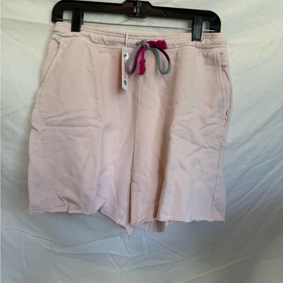 Sundry Petal Athletic Shorts Mid-Thigh Lightweight - Picture 3 of 9